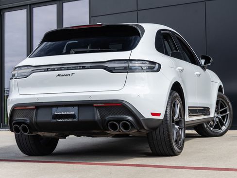Certified 2023 Porsche Macan Turbo AWD/4WD image 11