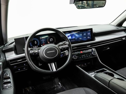 Used 2025 Hyundai Sonata SEL FWD image 5