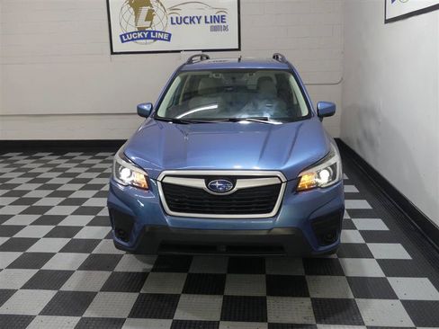 Used 2020 Subaru Forester Premium w/ Popular Package #1 AWD/4WD image 3