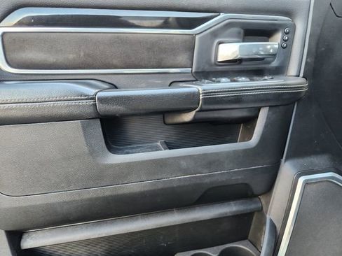Used 2022 RAM 2500 Laramie AWD/4WD image 18