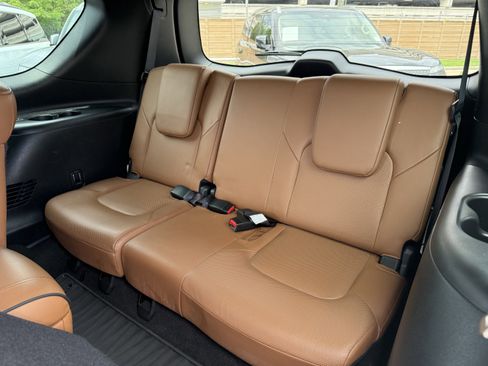 Certified 2022 INFINITI QX80 Sensory w/ All-Season Package RWD image 18