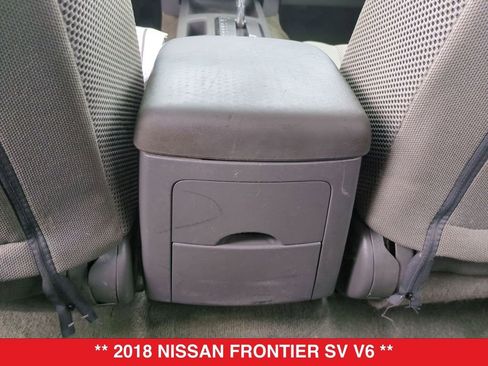 Used 2018 Nissan Frontier SV AWD/4WD image 29