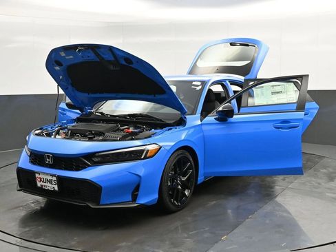 Used 2025 Honda Civic Sport image 47