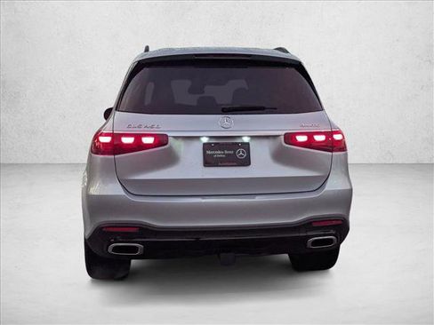 New 2026 Mercedes-Benz GLS 450 4MATIC image 7