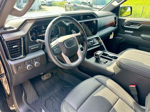 Used 2026 GMC Sierra 1500 Denali AWD/4WD image 11