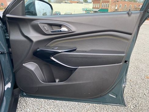 New 2026 Chevrolet Trax LT image 21