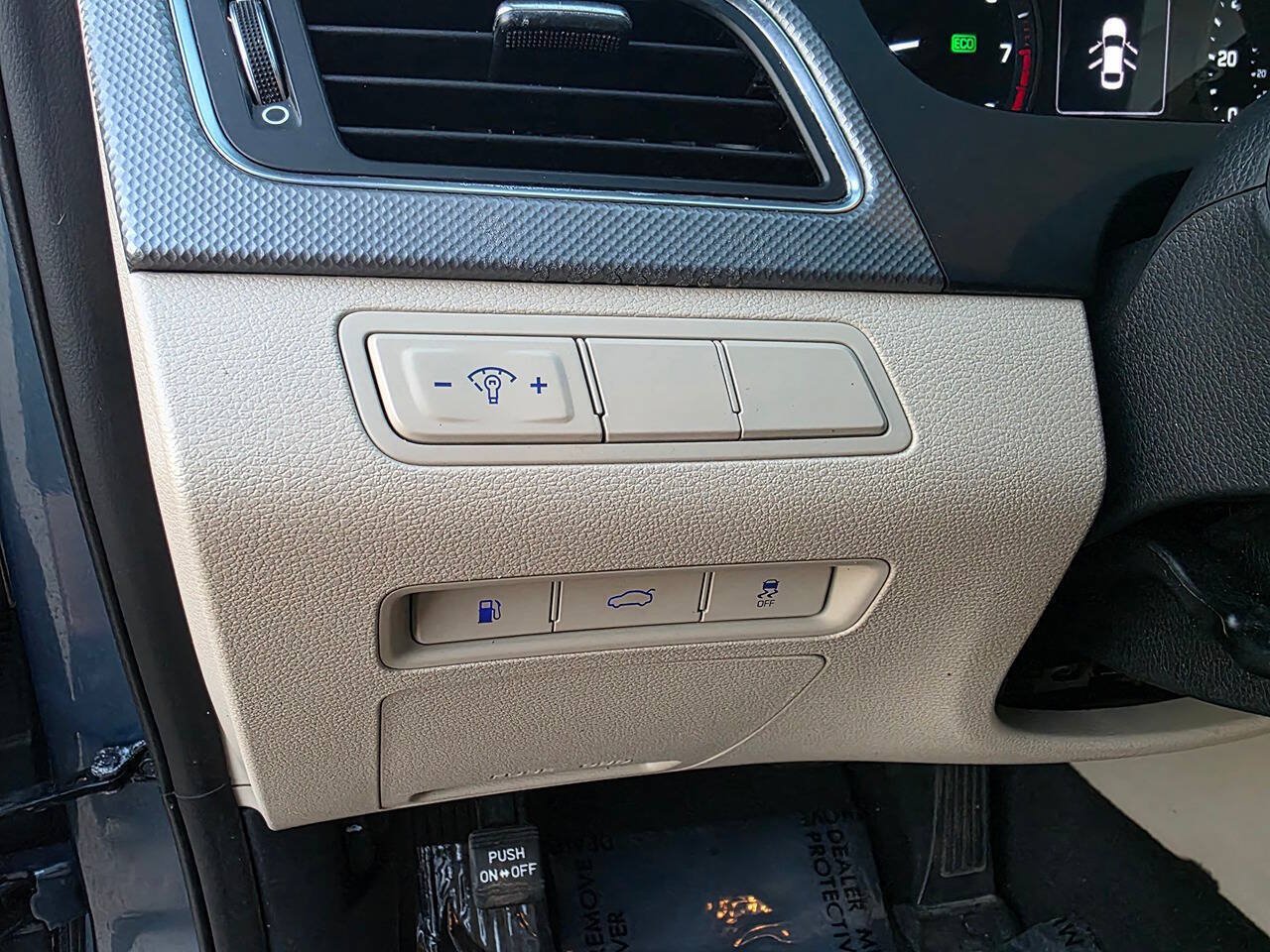 Used 2017 Hyundai Sonata SE FWD image 34