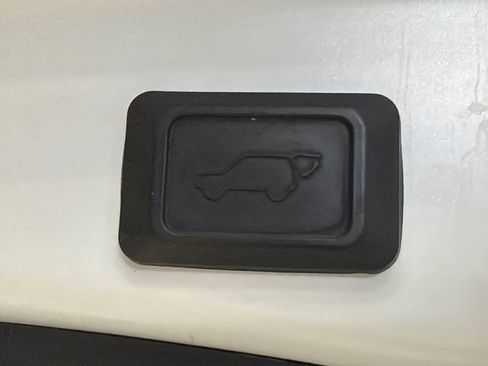 Used 2023 Toyota RAV4 Limited AWD/4WD image 20