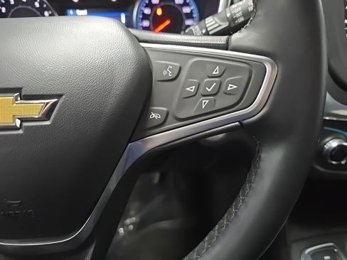 Used 2023 Chevrolet Equinox LT image 20