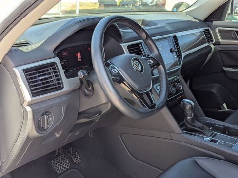 Used 2019 Volkswagen Atlas SEL image 14