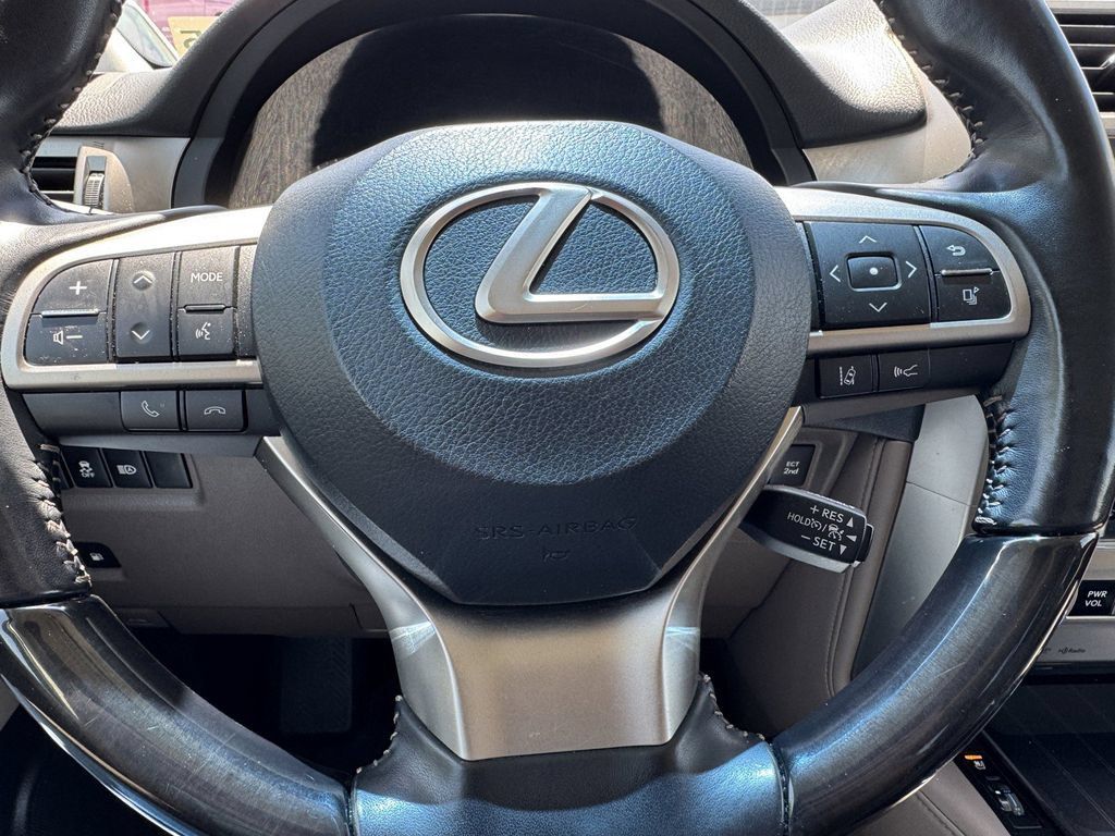 Used 2020 Lexus GX 460 Premium w/ Premium Package AWD/4WD image 22