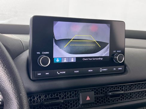 Used 2023 Honda HR-V LX image 13