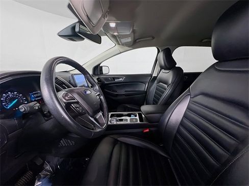 Used 2023 Ford Edge SEL image 18