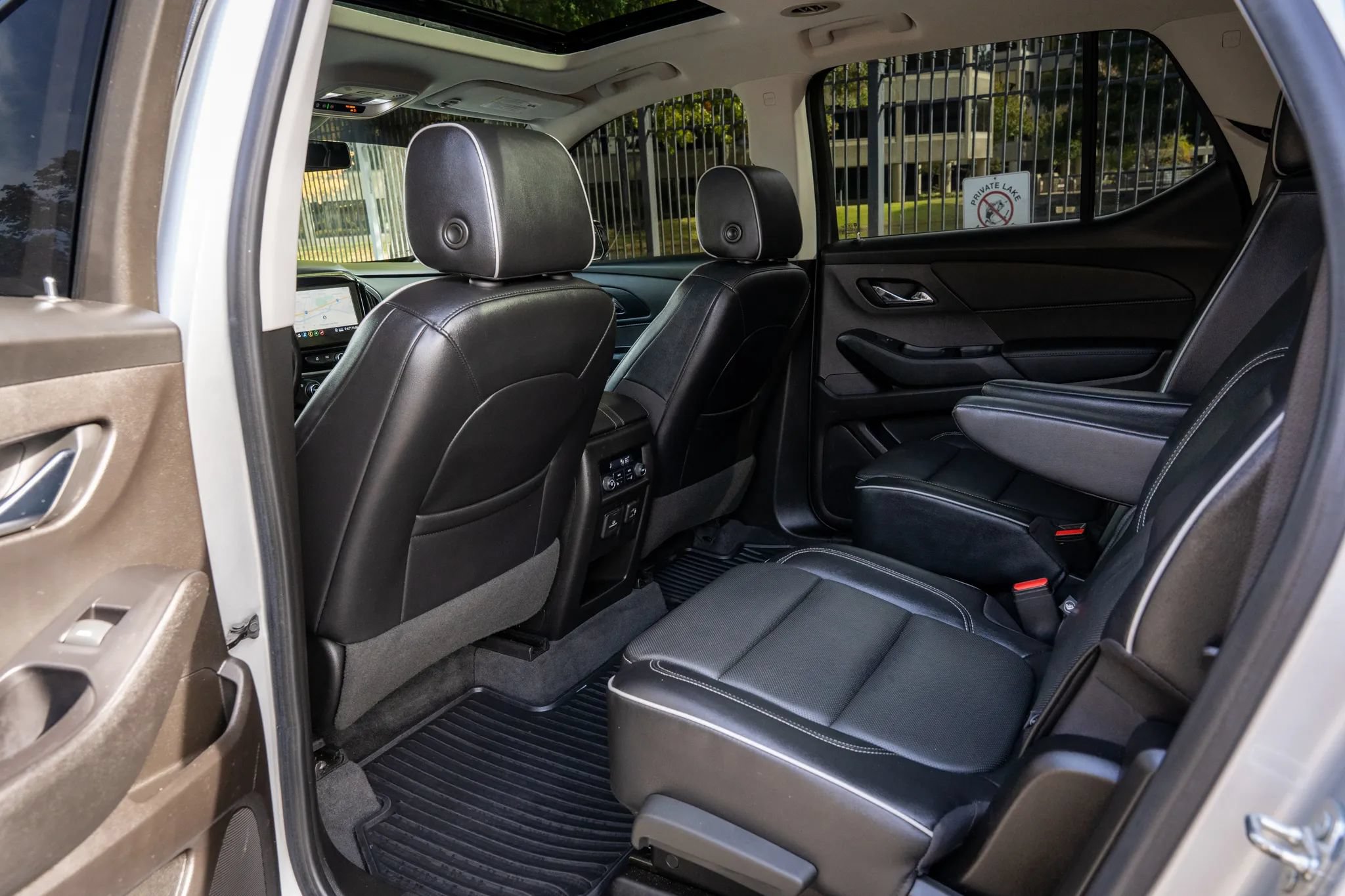 Used 2020 Chevrolet Traverse High Country AWD/4WD image 13