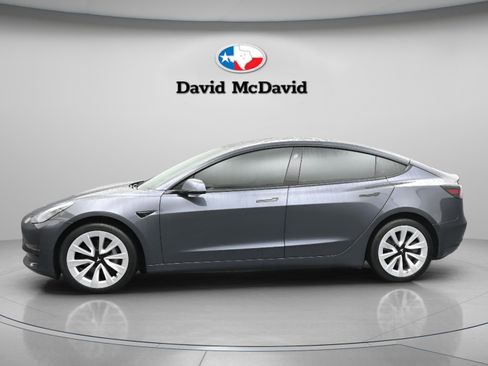 Used 2021 Tesla Model 3 Standard Range Plus RWD image 5
