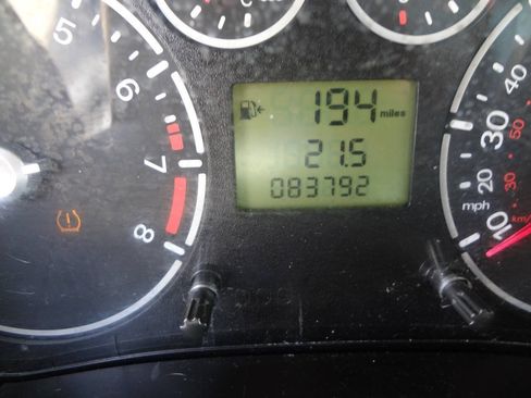 Used 2010 Ford Transit Connect XLT FWD image 11