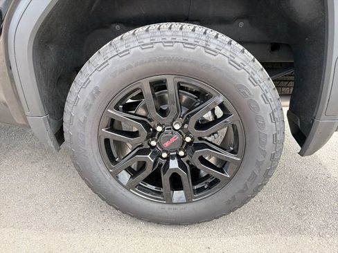 New 2026 GMC Sierra 1500 Elevation w/ X31 Off-Road Package AWD/4WD image 25