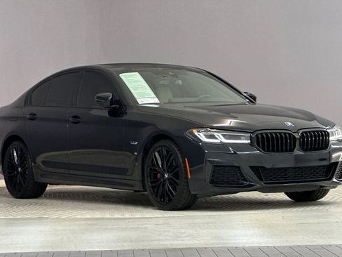 Certified 2023 BMW 530e w/ M Sport Package image 6