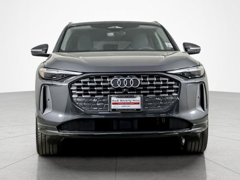Used 2025 Audi Q5 Premium Plus w/ Premium Plus AWD/4WD image 8