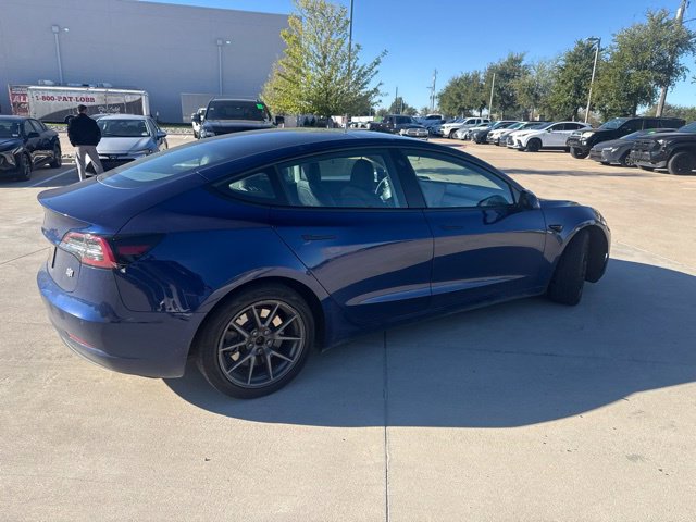 Used 2022 Tesla Model 3 RWD image 3