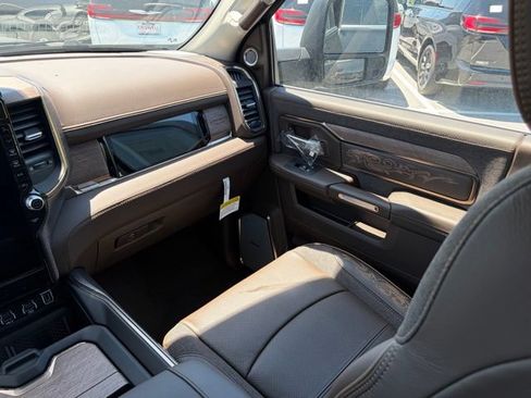 New 2026 RAM 2500 Limited AWD/4WD image 31
