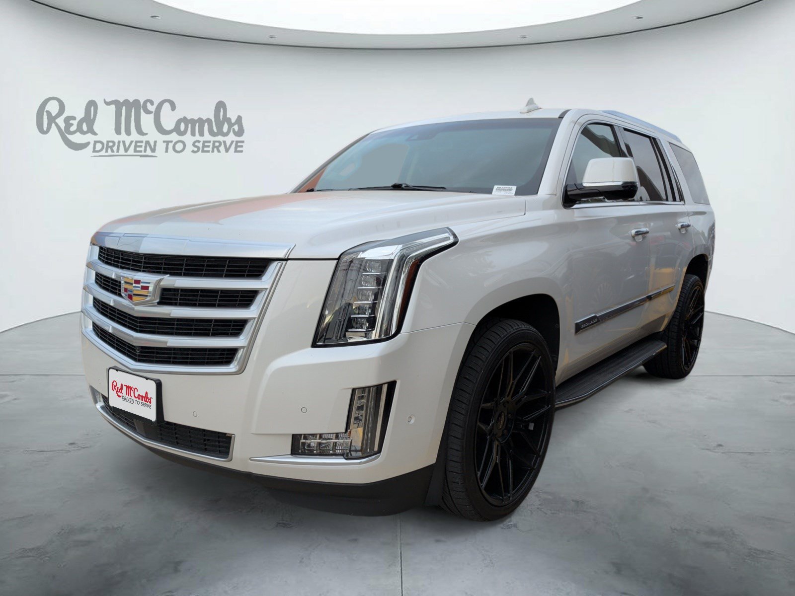 Used 2019 Cadillac Escalade Premium Luxury AWD/4WD image 1