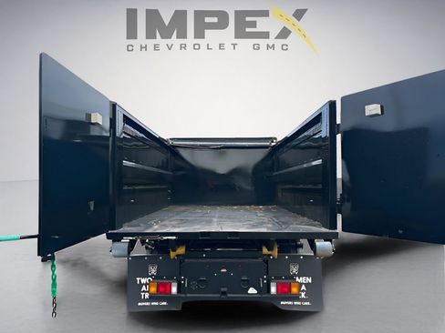 Used 2024 Chevrolet Low Cab Forward RWD image 21