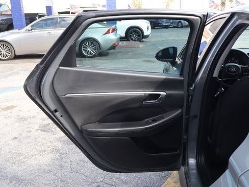 Used 2022 Hyundai Sonata SEL FWD image 14