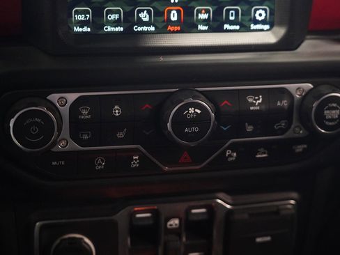 Used 2021 Jeep Wrangler Unlimited Rubicon image 25