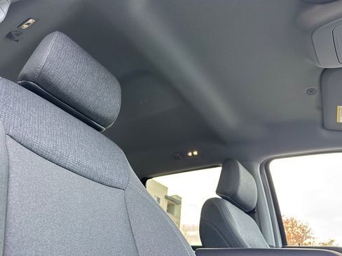 New 2025 Ford F150 Lightning XLT image 13