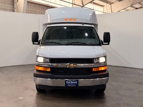 New 2025 Chevrolet Express 3500 w/ Power Convenience Package image 4