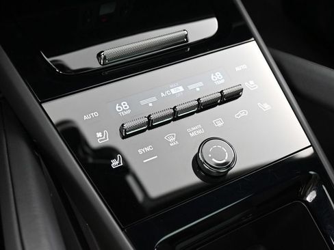 Certified 2026 Porsche Cayenne S AWD/4WD image 22