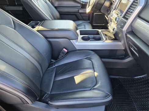 Used 2020 Ford F250 Platinum w/ FX4 Off-Road Package image 12