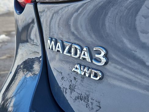 Used 2025 MAZDA MAZDA3 Hatchback w/ Appearance Package image 29