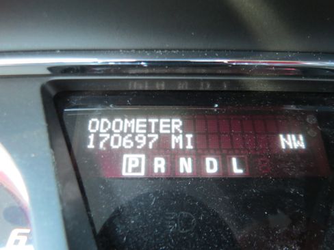 Used 2016 GMC Acadia SLE FWD image 25