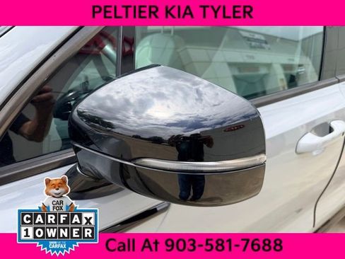 Certified 2023 Kia Sorento EX w/ Panoramic Sunroof Package FWD image 6