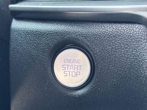 Used 2025 Kia Sorento EX AWD/4WD image 24