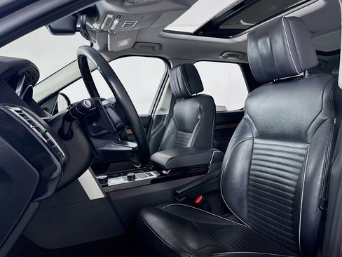 Used 2017 Land Rover Discovery HSE Luxury image 17