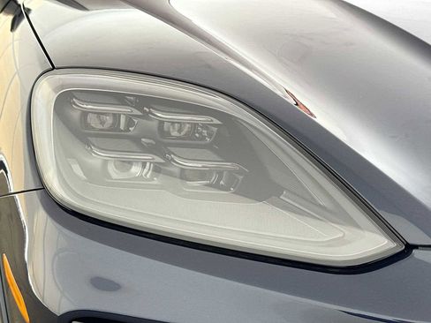 New 2026 Porsche Cayenne GTS image 28