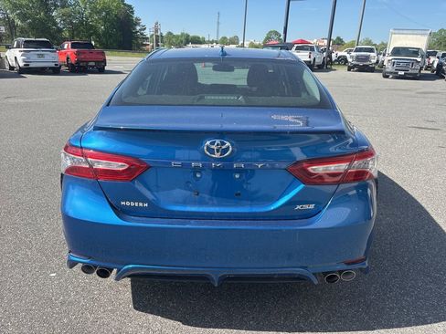 Used 2020 Toyota Camry XSE image 7