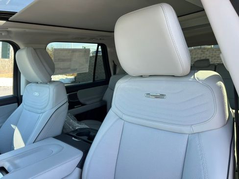 New 2026 Ford Expedition Max Platinum AWD/4WD image 14