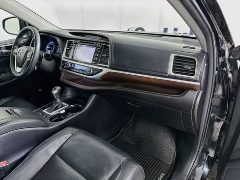 Used 2016 Toyota Highlander Limited Platinum w/ Protection Package #3 AWD/4WD image 38