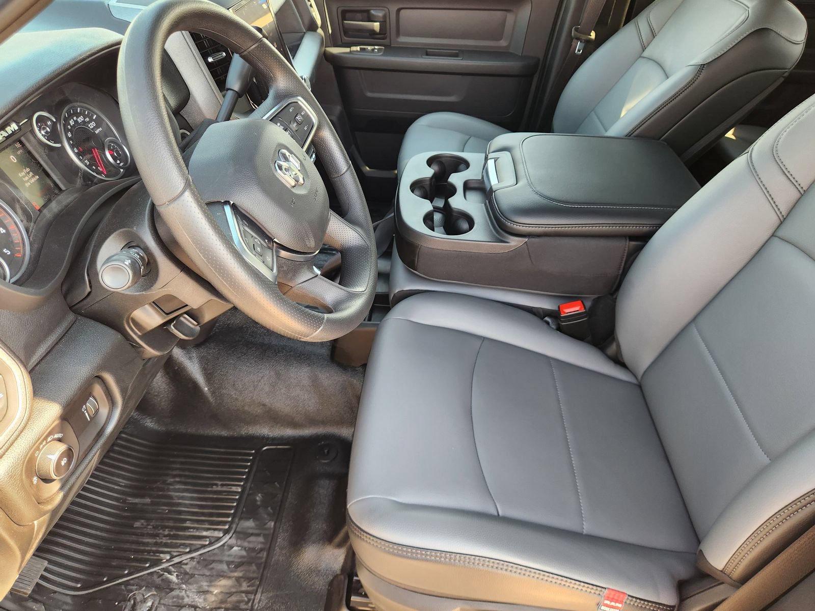 New 2026 RAM 3500 Tradesman AWD/4WD image 12