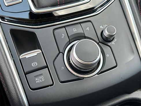 Used 2025 MAZDA CX-5 Carbon Edition image 17