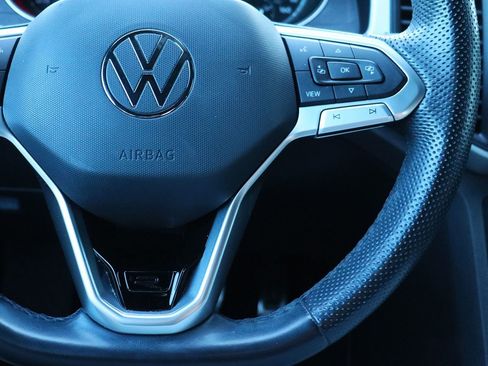 Used 2021 Volkswagen Atlas Cross Sport SE w/ Panoramic Sunroof Package AWD/4WD image 57