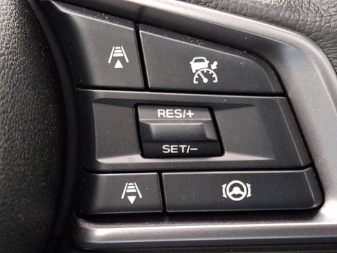 Certified 2025 Subaru Outback Limited image 22