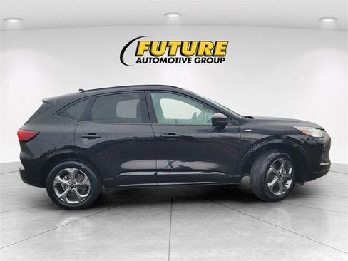 Used 2024 Ford Escape ST-Line image 3