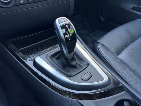 Used 2012 BMW 135i Coupe image 22