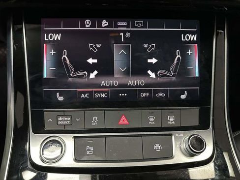 Used 2025 Audi Q8 Premium w/ Convenience Package AWD/4WD image 20