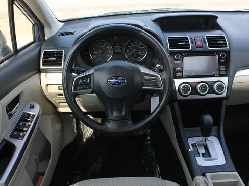 Used 2015 Subaru Crosstrek 2.0i Premium image 10
